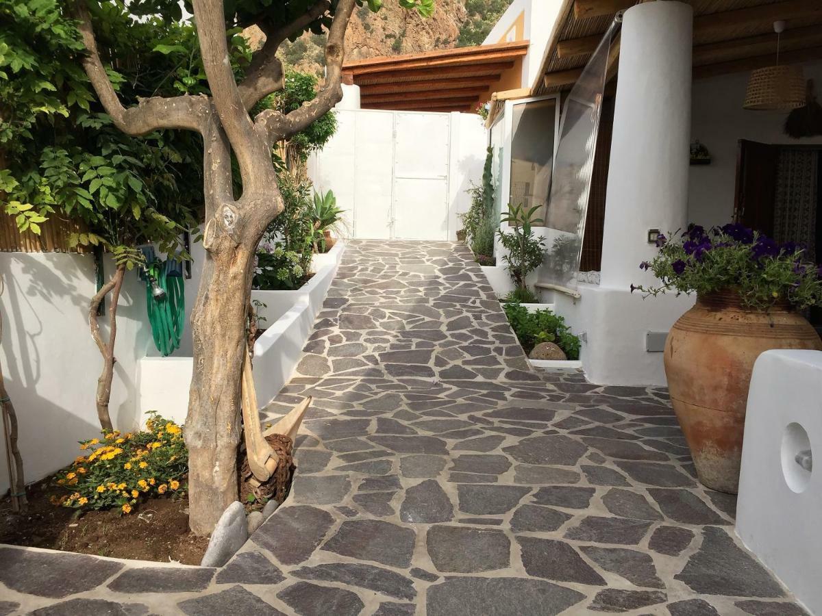 La Ginestra Villa Panarea Exterior foto