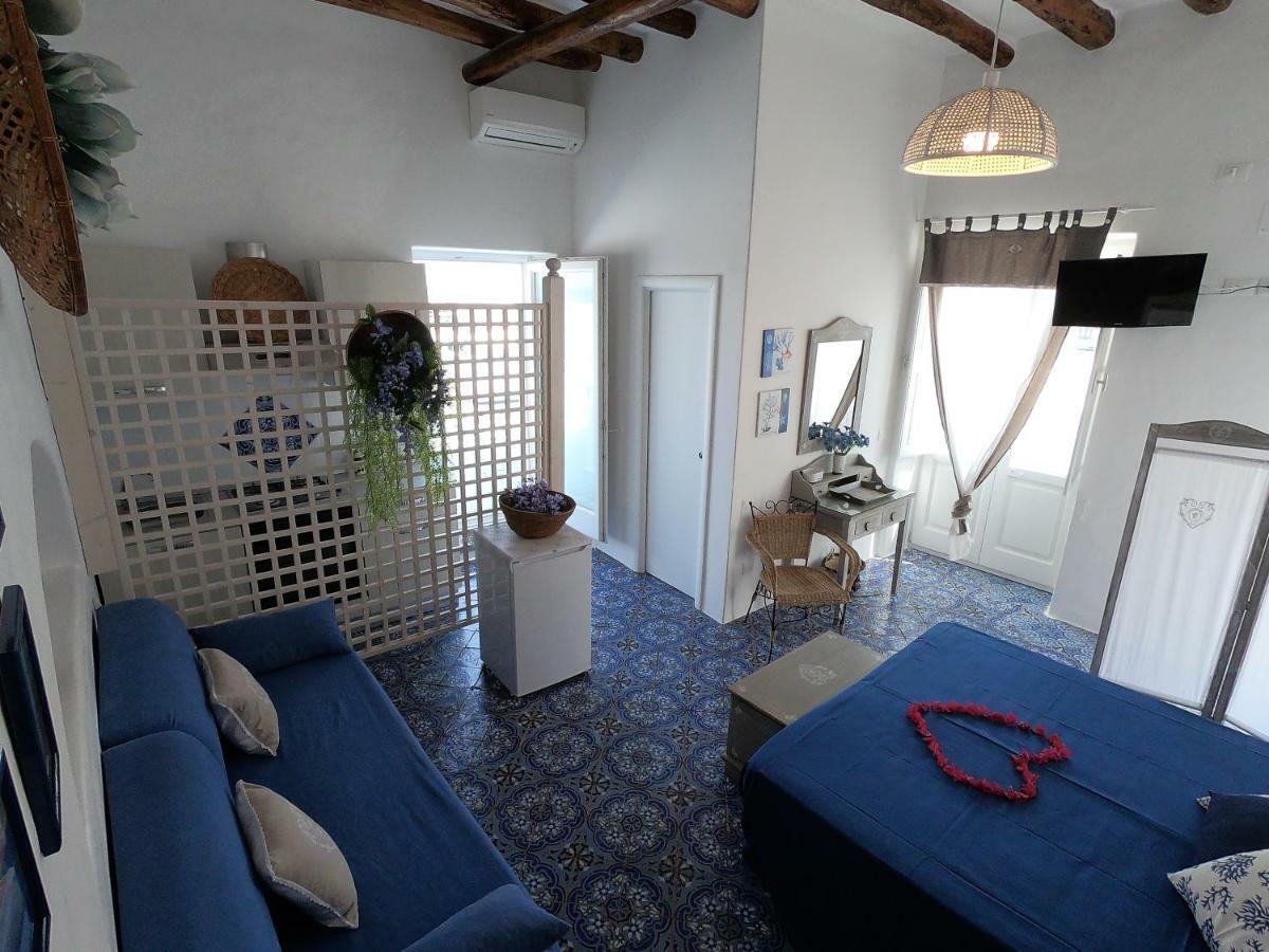 La Ginestra Villa Panarea Exterior foto